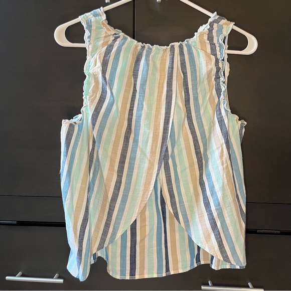 Striped Open Back Top - Picture 3 of 4